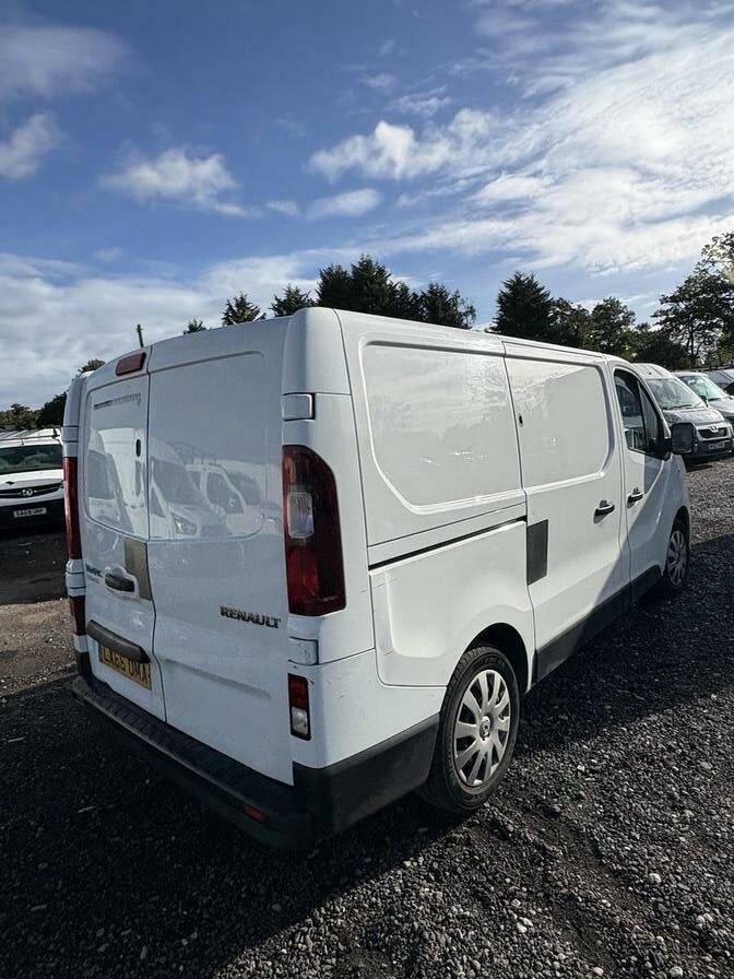2016 Renault Trafic – Model: Trafic SL27 Business+ Energy dCi – LX66OMA