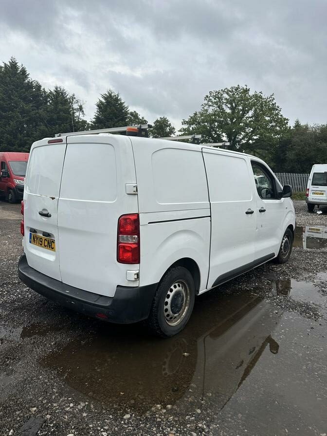 2019 Peugeot Expert – Model: Expert Professional Standard Blue HDi – NY19CNC