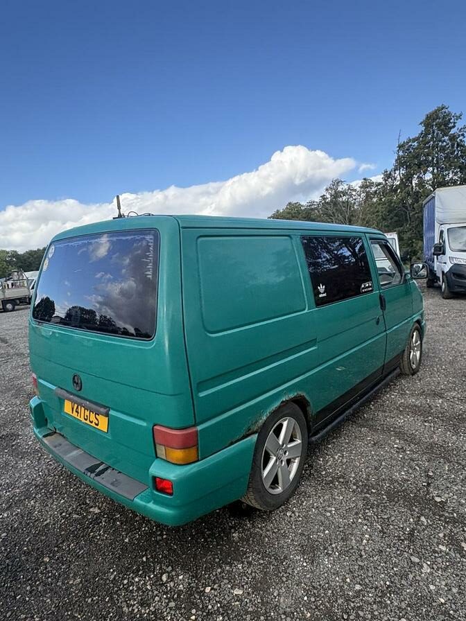 1999 Volkswagen Transporter – Model: Transporter TDI SWB – V41GCS