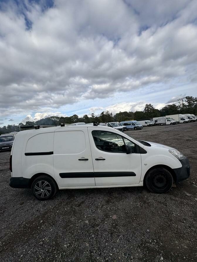 2018 Citroen Berlingo – Model: Berlingo 750 LX Blue HDi – PN18FEF