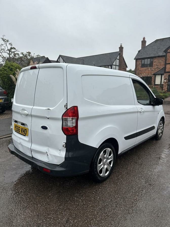 2016 Ford Transit Courier – Model: Transit Courier Trend TDCi – YE66VHO