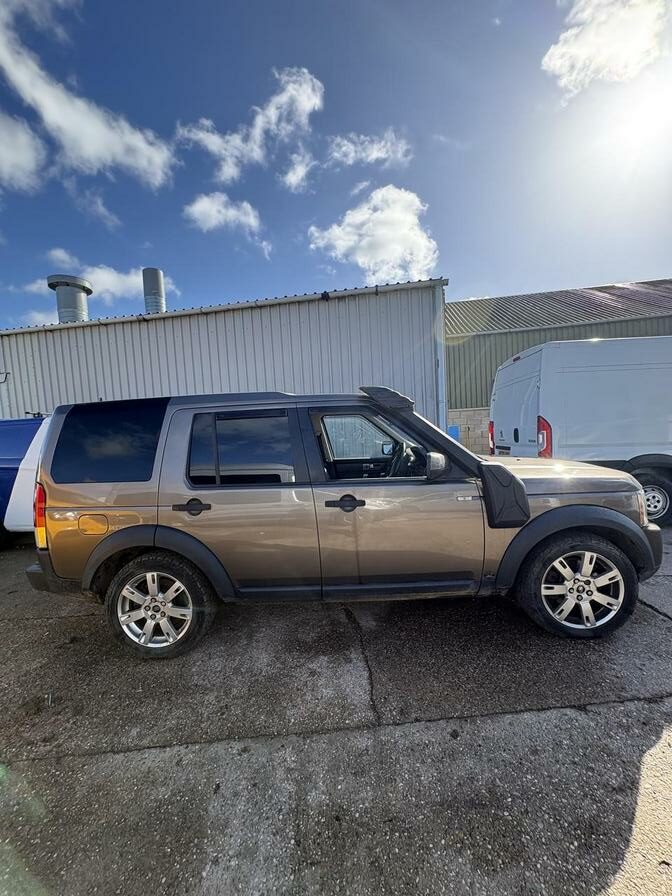 2012 Land Rover Discovery – Model: Discovery TDV6 Auto 210 – VE12FXO
