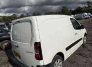 2017 Peugeot Partner – Model: Partner Professional L1 Blue HDi – WL66FEH