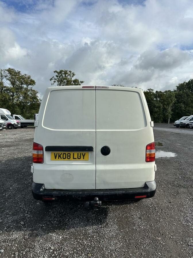 2008 Volkswagen Transporter – Model: Transporter T28 130 TDI SWB – VK08LUY