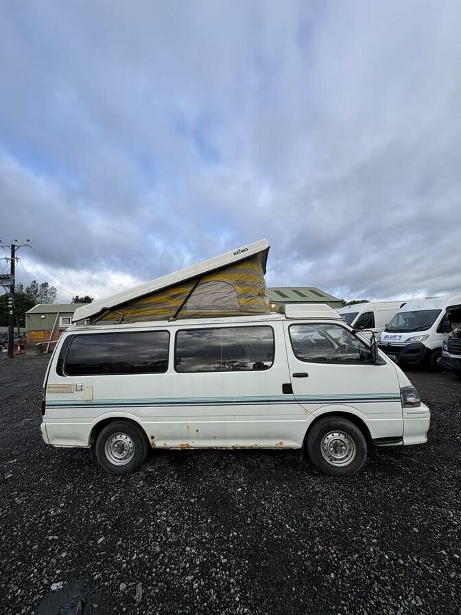 1995 Toyota HIAce – Model: Hiace – M545BSW