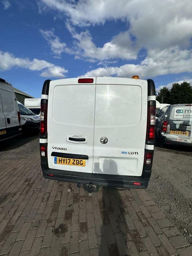 2017 Vauxhall Vivaro – Model: Vivaro  2900 CDTI – HY17ZDG
