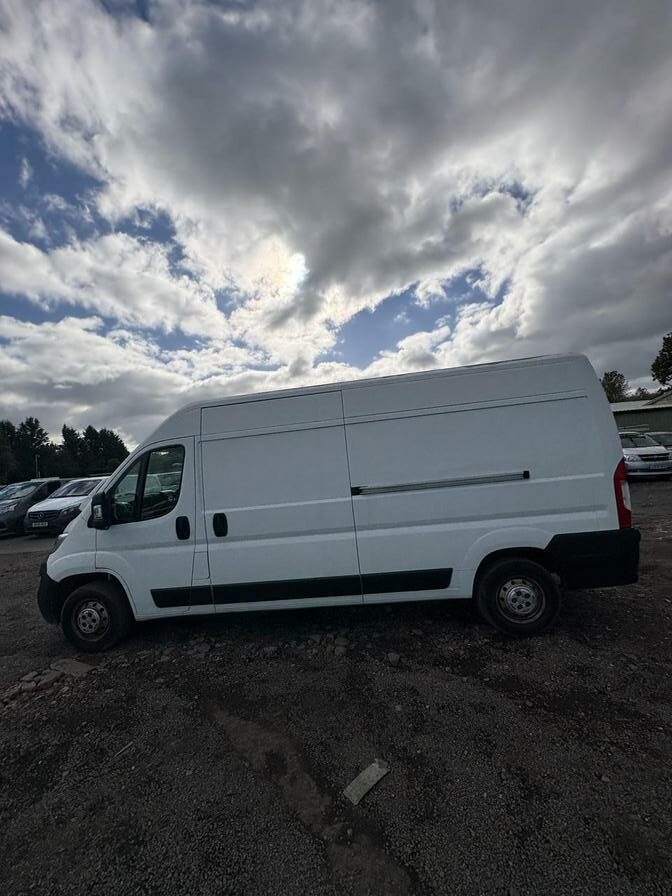 2021 Citroen Relay – Model: Relay 35 L3H2 Enterprise Blue HDi S/S – MM70XDU