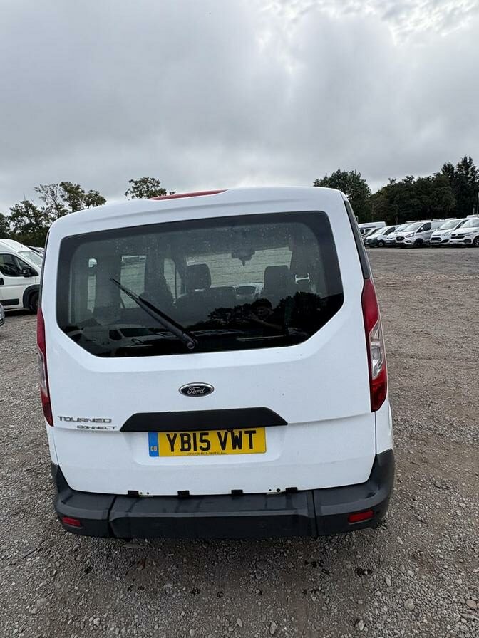 2015 Ford Tourneo Connect – Model: Tourneo Connect Style TDCi – YB15VWT