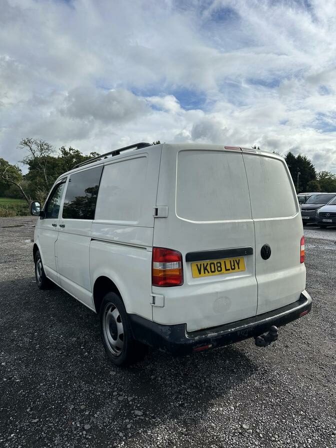 2008 Volkswagen Transporter – Model: Transporter T28 130 TDI SWB – VK08LUY