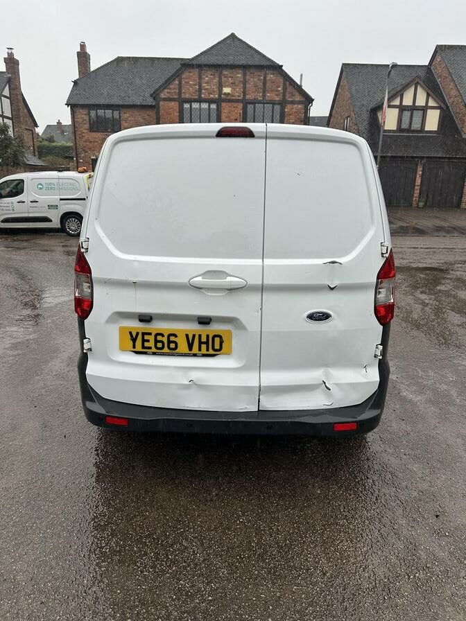 2016 Ford Transit Courier – Model: Transit Courier Trend TDCi – YE66VHO