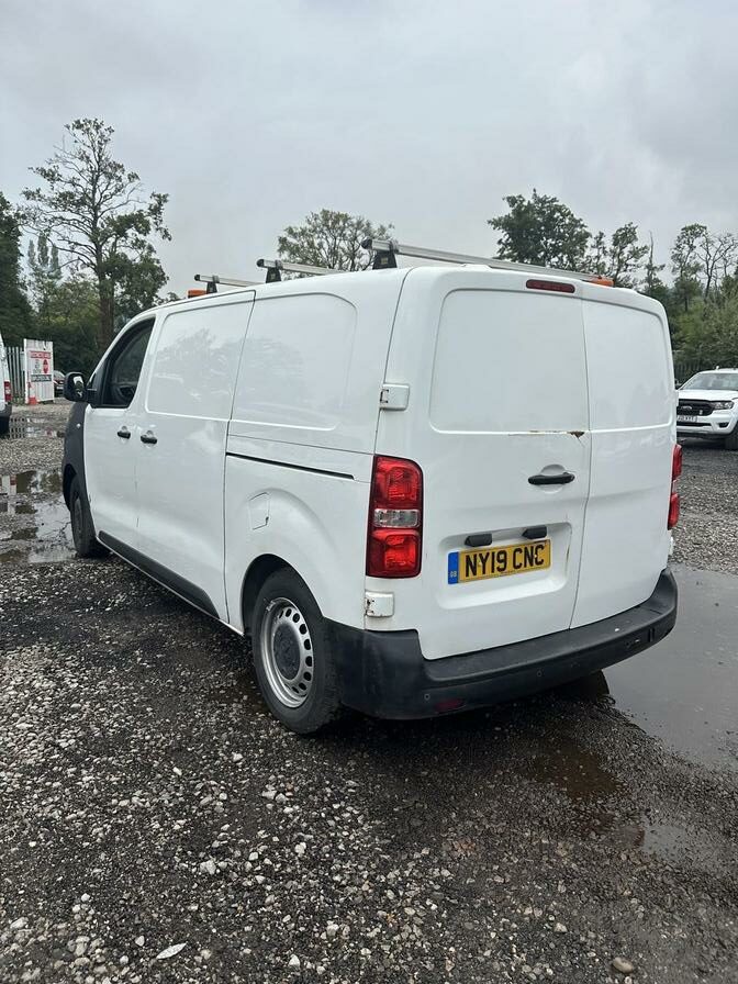 2019 Peugeot Expert – Model: Expert Professional Standard Blue HDi – NY19CNC