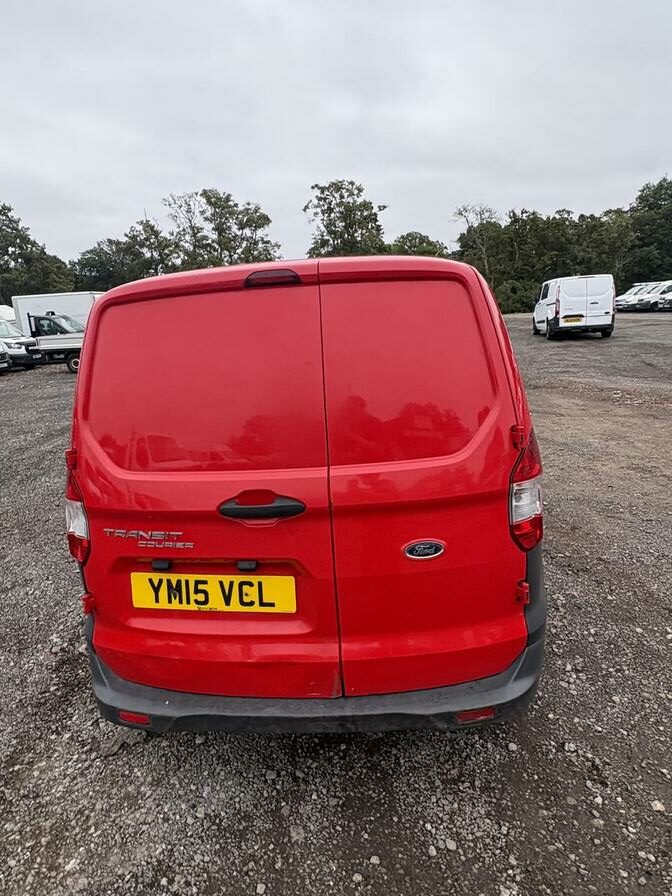 2015 Ford Transit Courier – Model: Transit Courier Base TDCi – YM15VCL