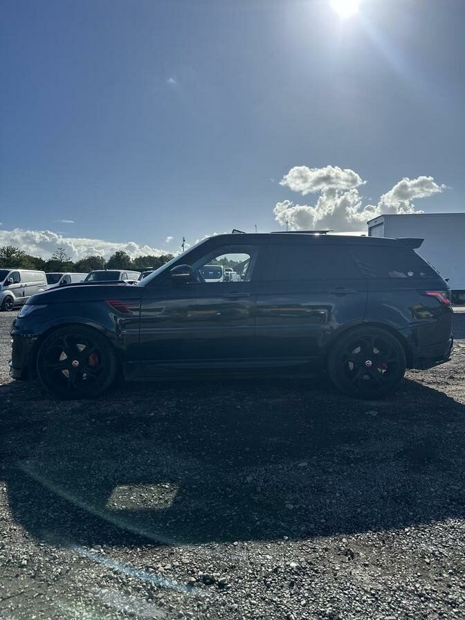 2015 Land Rover Range Rover Sport – Model: Range Rover Sport HSE Dynamic SDV6 Auto – J888RCK