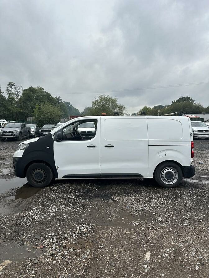 2019 Peugeot Expert – Model: Expert Professional Standard Blue HDi – NY19CNC