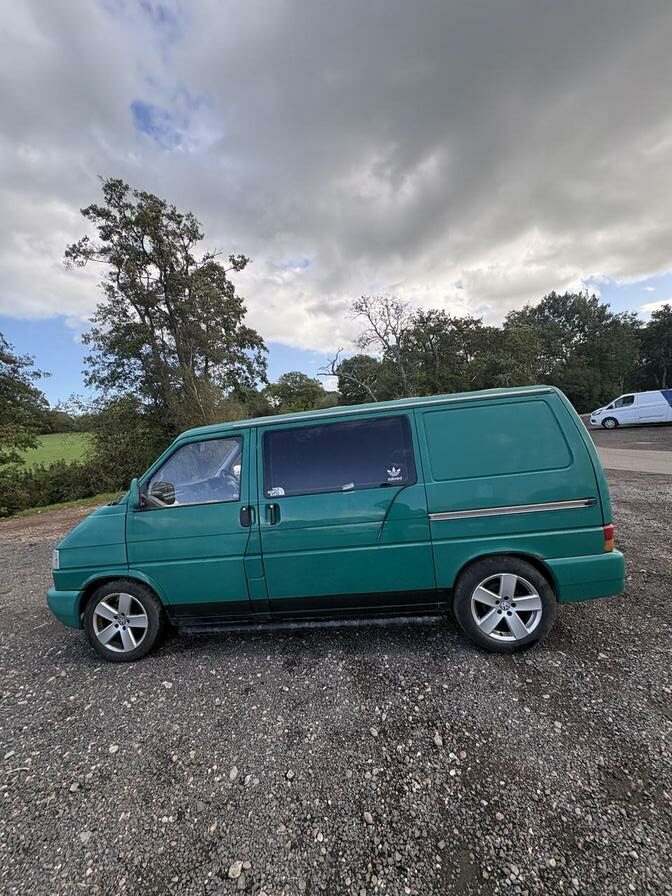 1999 Volkswagen Transporter – Model: Transporter TDI SWB – V41GCS