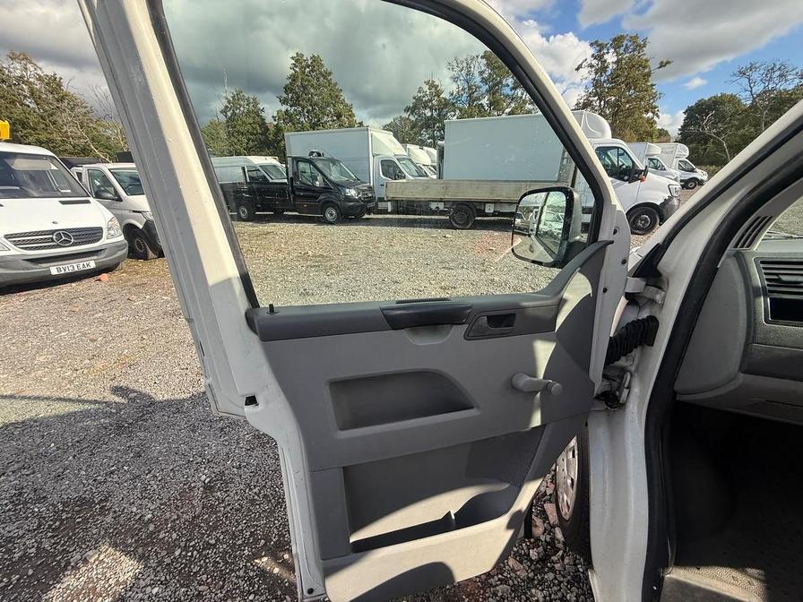 2008 Volkswagen Transporter – Model: Transporter T26 84 TDI SWB – VN08BYV