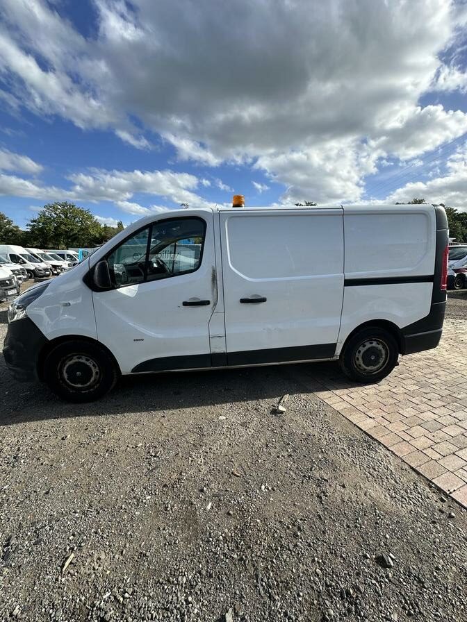 2017 Vauxhall Vivaro – Model: Vivaro  2900 CDTI – HY17ZDG
