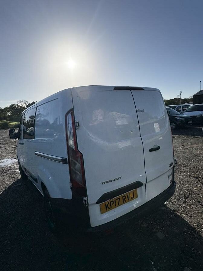 2017 Ford Transit Custom – Model: Transit Custom 270 – KP17RVJ