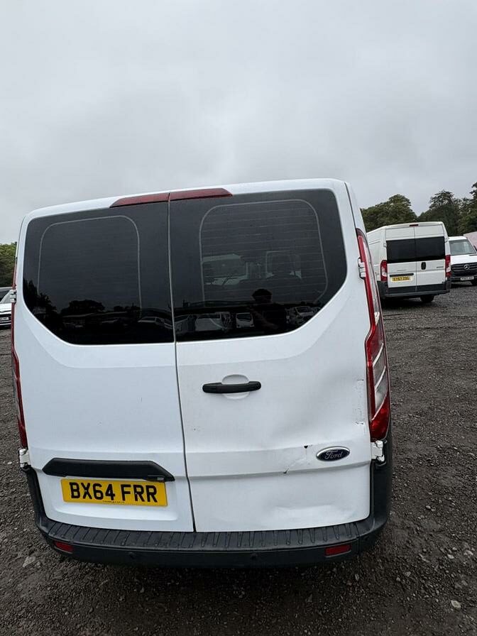 2015 Ford Transit Custom – Model: Transit Custom 330 E-Tech – BX64FRR