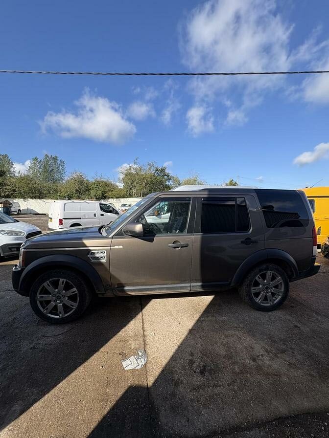 2012 Land Rover Discovery – Model: Discovery TDV6 Auto 210 – VE12FXO