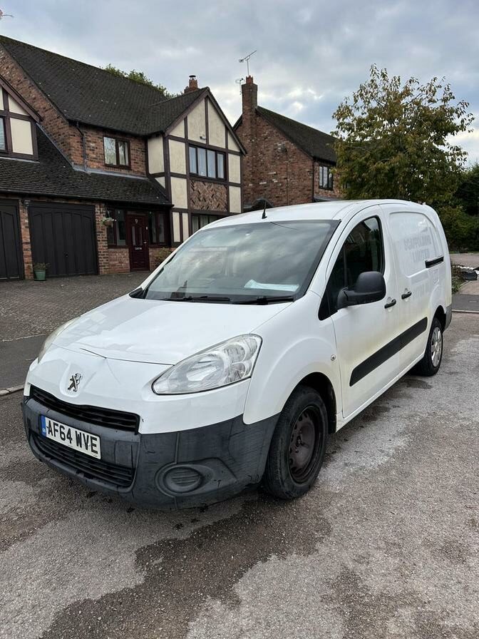 2014 Peugeot Partner – Model: Partner CRC HDi – AF64WVE