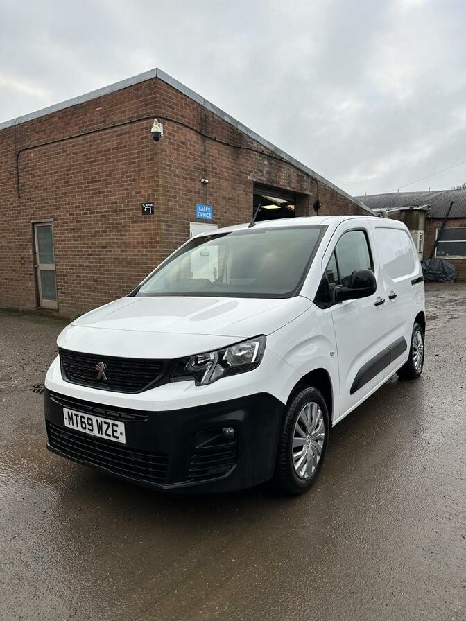 2019 Peugeot Partner – Model: Partner Professional L1 Blue HDi – MT69WZE