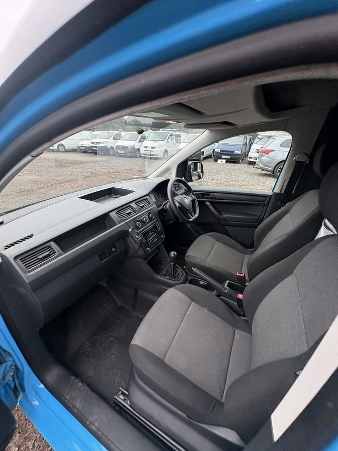2016 Volkswagen Caddy – Model: Caddy Maxi C20 Startline TDI – PK16PWY