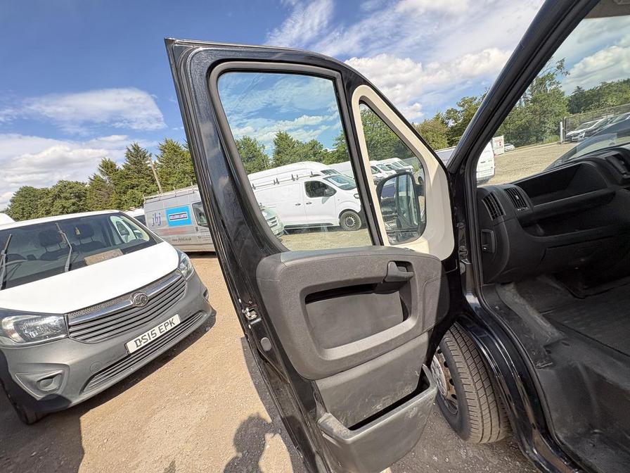 2022 Citroen Relay – Model: Relay 35 L2H2 Enterprise Blue HDi S/S – MT22PNZ