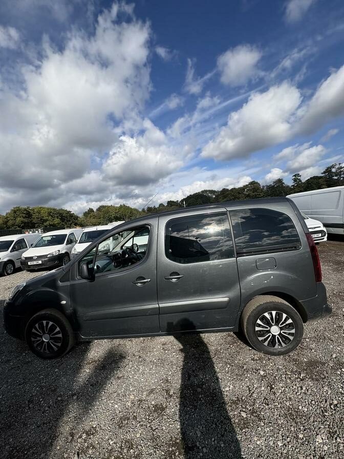 2015 Citroen Berlingo Multispace – Model: Berlingo Multispace VTR HDi – SK15OMT