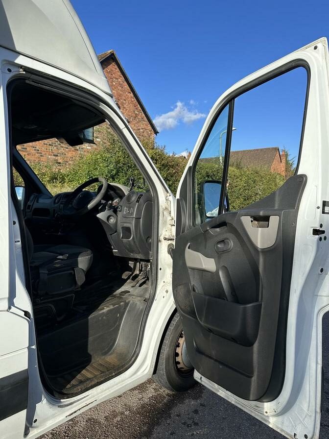 2016 Renault Master – Model: Master LL35 Business dCi – AY66CFO