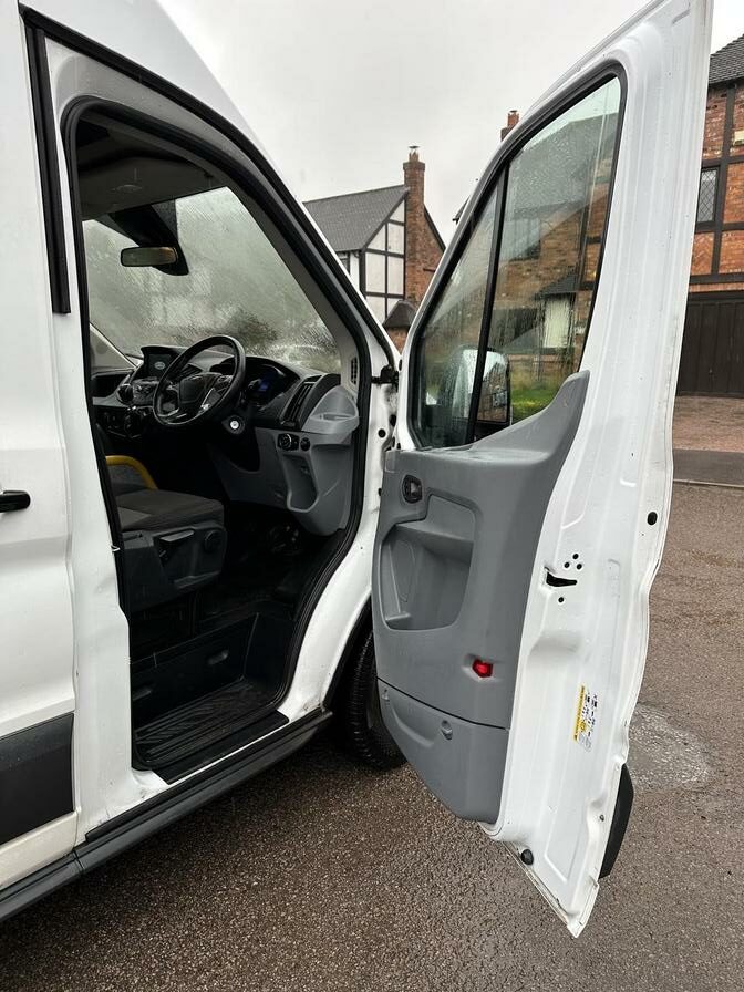 2019 Ford Transit – Model: Transit 350 – GJ19WZA
