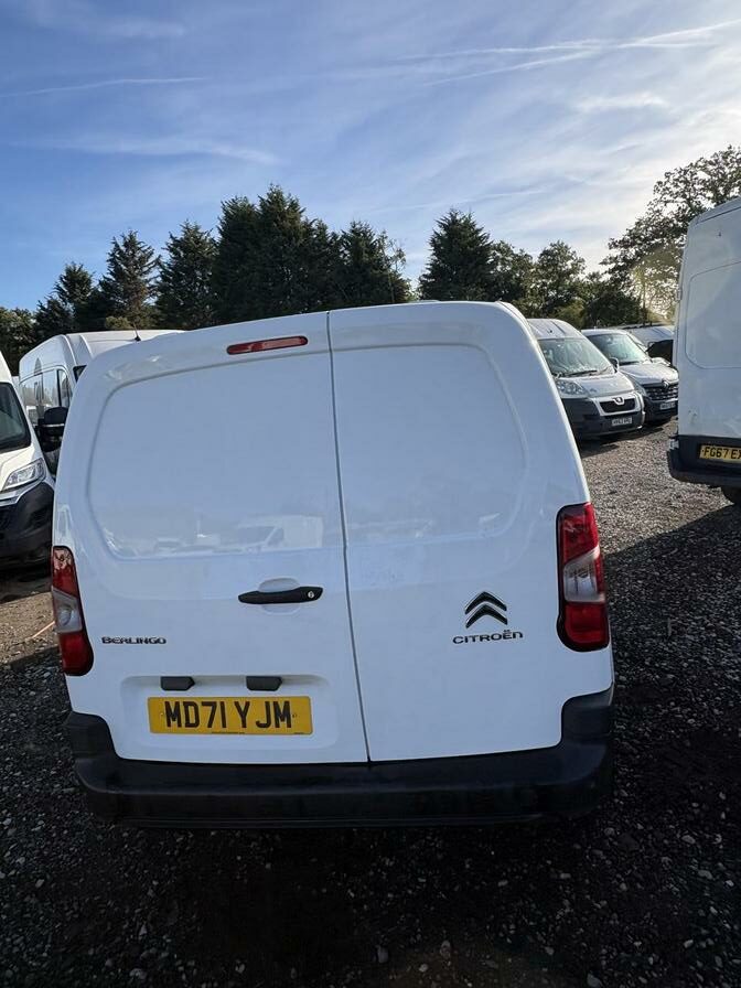 2022 Citroen Berlingo – Model: Berlingo 1000 Enterprise Professional Blue HDi – MD71YJM