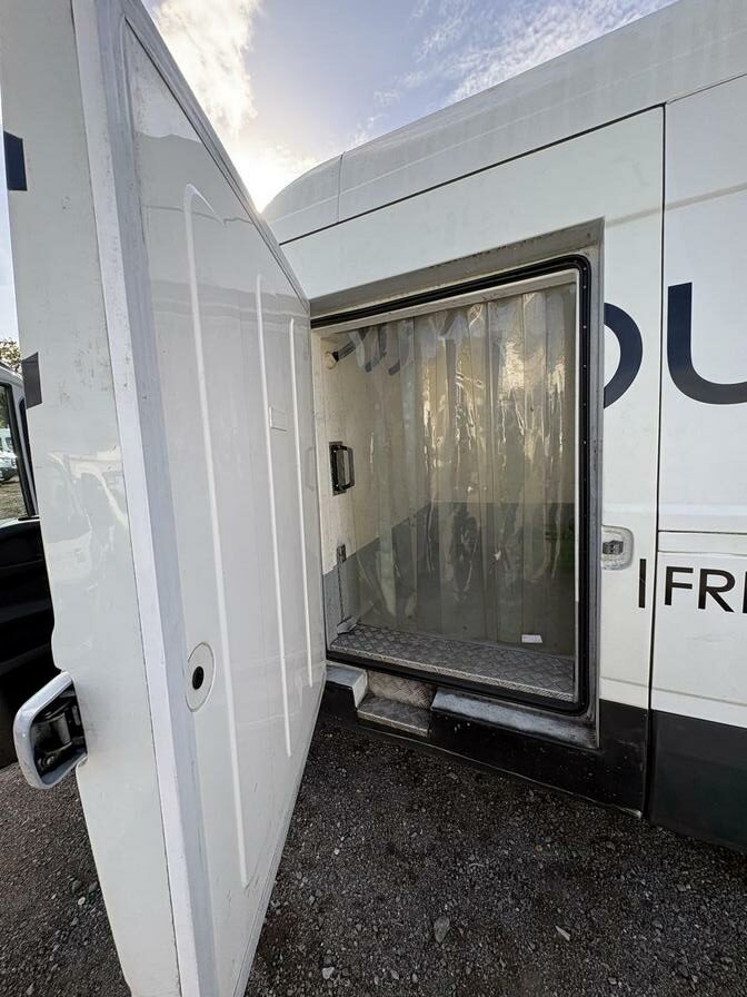 2020 Iveco Daily – Model: Daily 35S14v Semi-Auto – HY20TXF