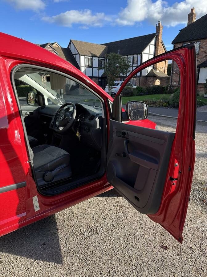 2011 Volkswagen Caddy – Model: Caddy C20 TDI 102 – VE61BXM
