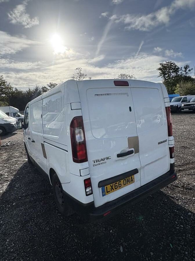 2016 Renault Trafic – Model: Trafic SL27 Business+ Energy dCi – LX66OMA