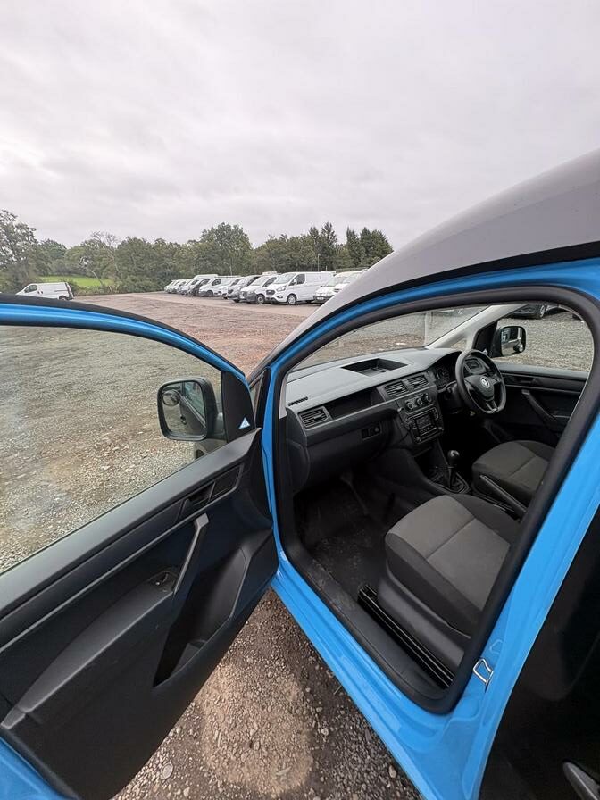 2016 Volkswagen Caddy – Model: Caddy Maxi C20 Startline TDI – PK16PWY