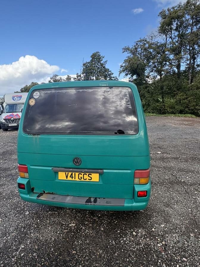 1999 Volkswagen Transporter – Model: Transporter TDI SWB – V41GCS
