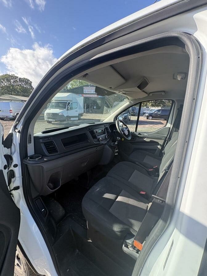 2018 Ford Transit Custom – Model: Transit Custom 320 Base – BL18ANR
