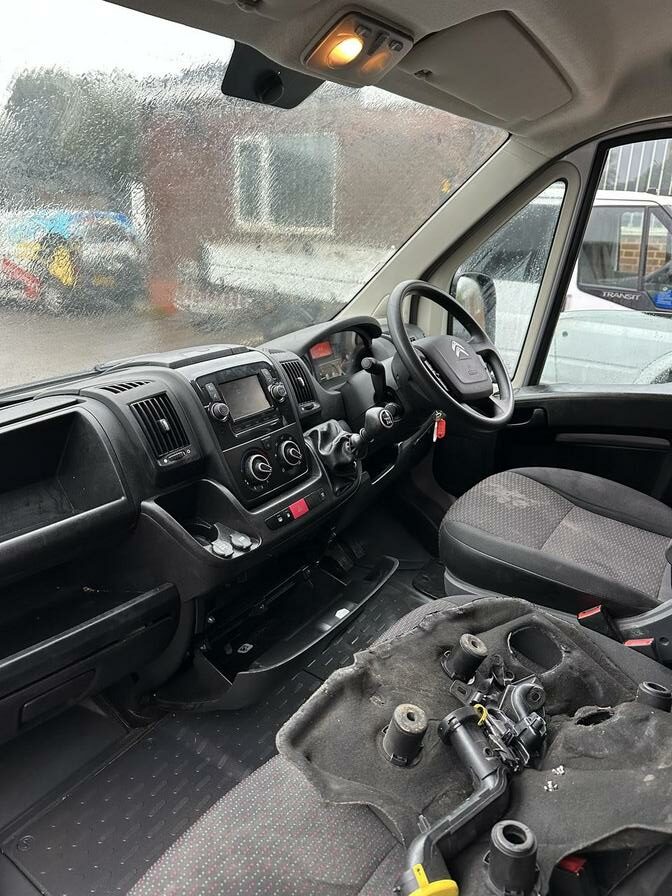 2022 Citroen Relay – Model: Relay 35 L2H2 Enterprise Blue HDi S/S – LC22NBG