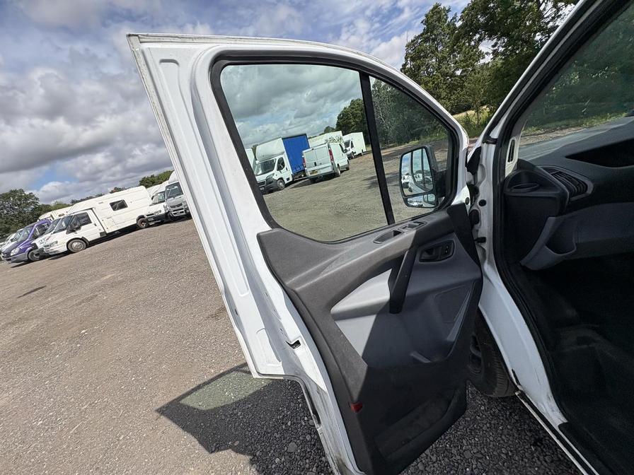 2017 Ford Transit Custom – Model: Transit Custom 290 – LJ54GAS/WM67EBO