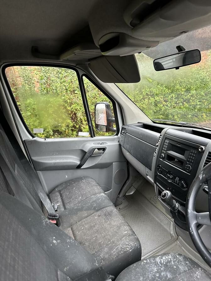2015 Mercedes-Benz Sprinter – Model: Sprinter 313 CDi – KM15UJC
