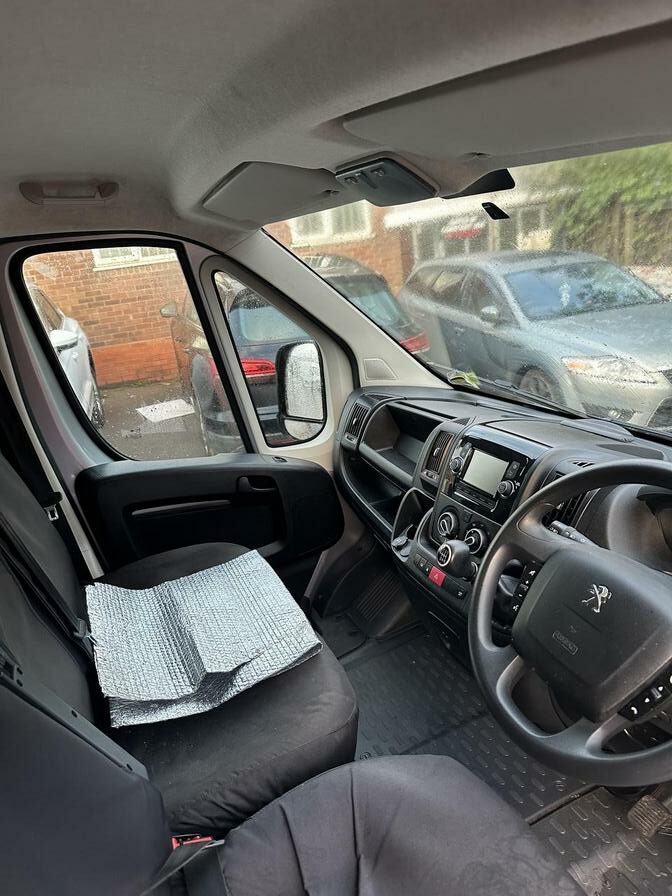 2021 Peugeot Boxer – Model: Boxer 335 Professional L2H2 Blue HDi – CJ21FVU