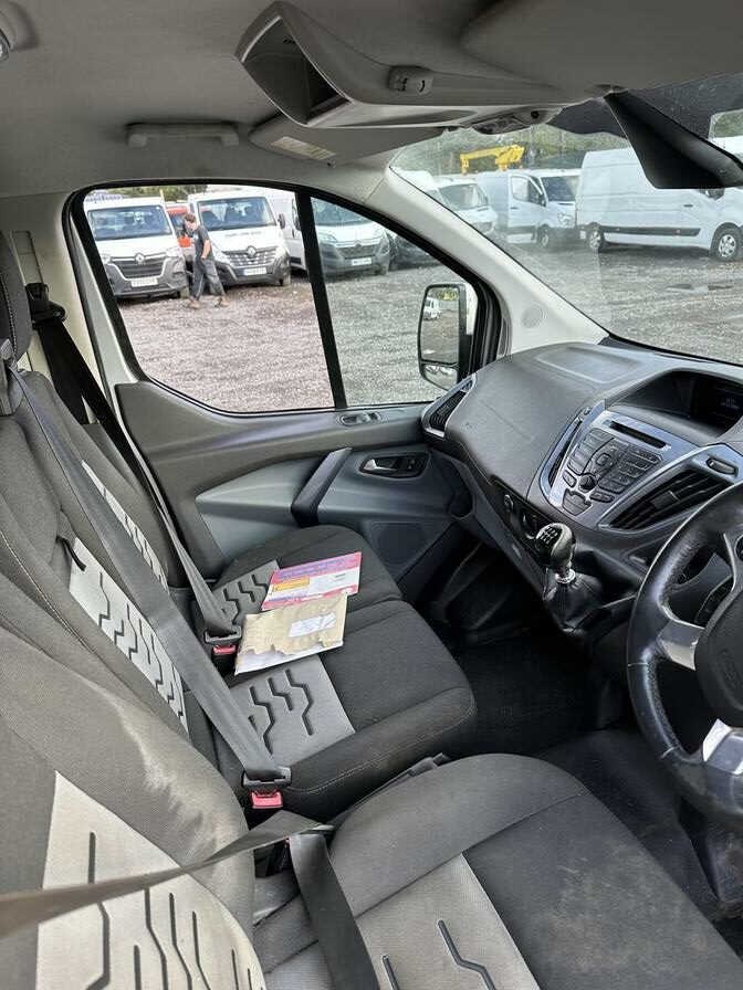 2014 Ford Transit Custom – Model: Transit Custom 270 Limited E-Tech – SF14XLH