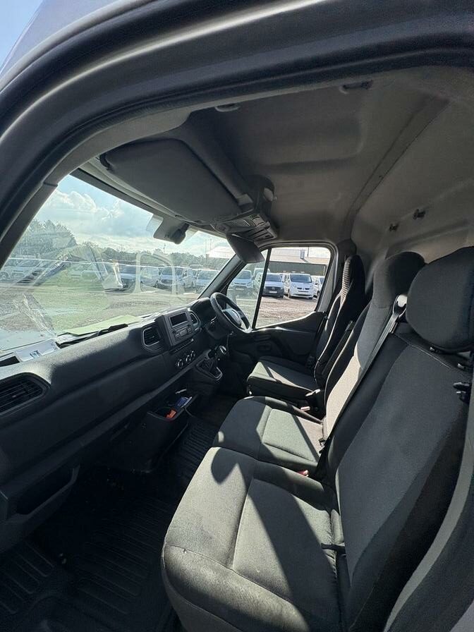2020 Renault Master – Model: Master MM35 Business+ Energy dCi – MD69EVR