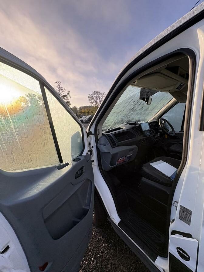 2018 Ford Transit – Model: Transit 350 – MV68YCW