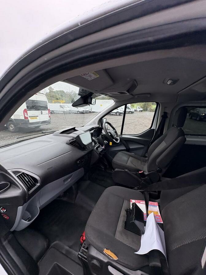 2015 Ford Transit Custom – Model: Transit Custom 330 E-Tech – BX64FRR