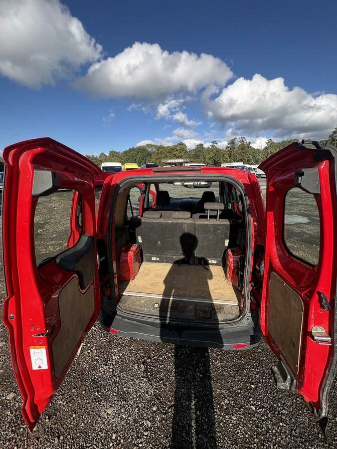2019 Ford Transit Courier – Model: Transit Courier Base Kombi TDCi – WG19ETY