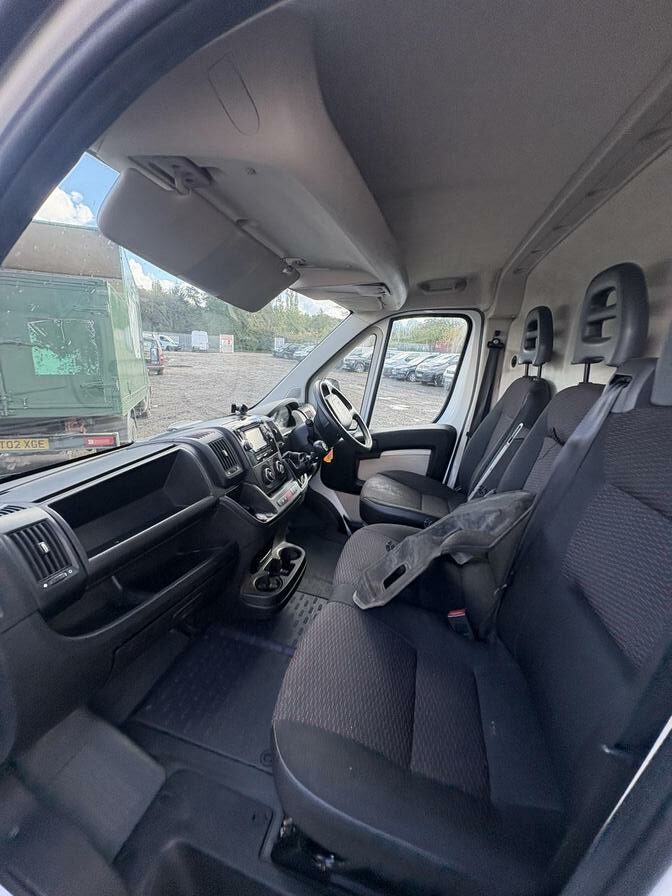 2019 Citroen Relay – Model: Relay 35 L3H2 Enterprise Blue HDi – CN19DXW
