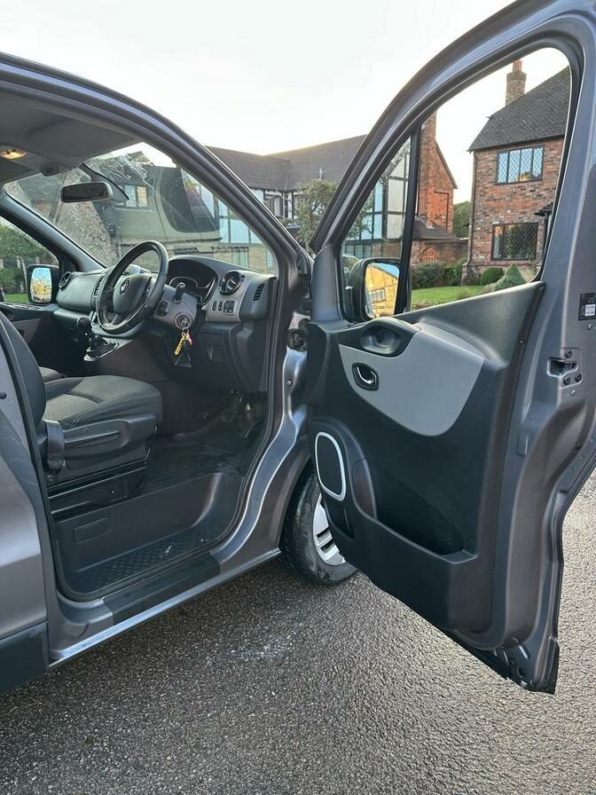 2018 Renault Trafic – Model: Trafic LL29 Sport Energy dCi – HY18LZM