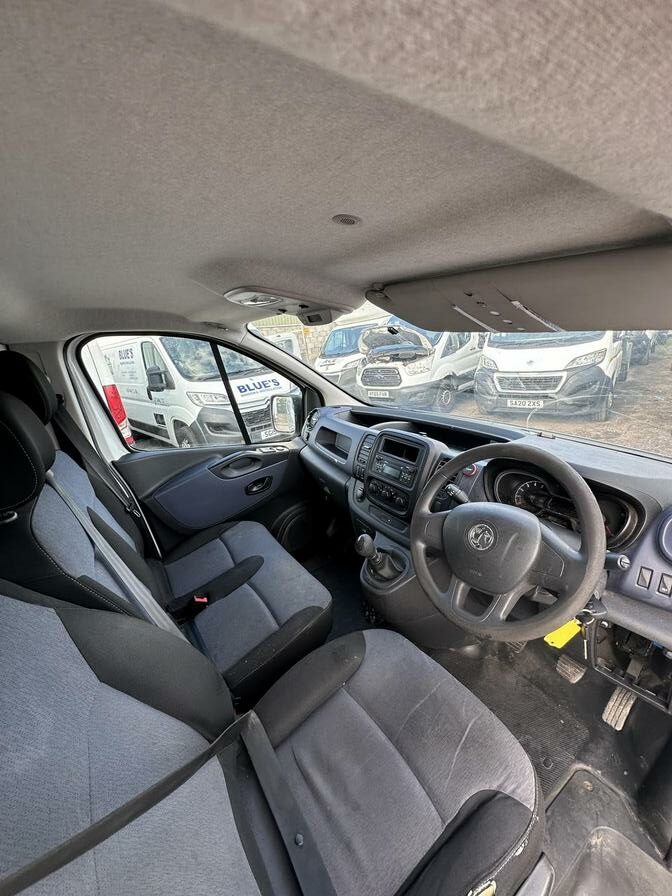 2017 Vauxhall Vivaro – Model: Vivaro  2900 CDTI – HY17ZDG